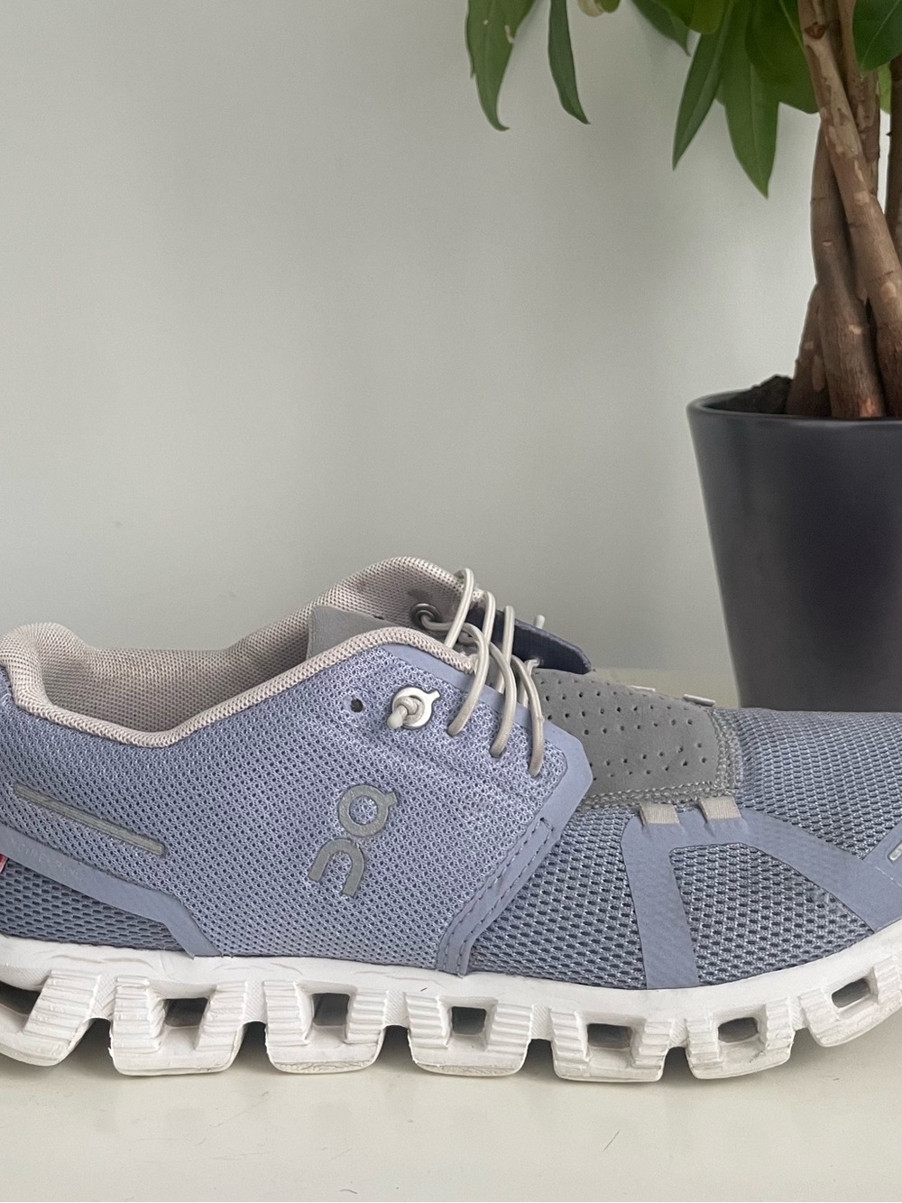 Women Size 7.5 ON Cloud 5 Nimbus Running Shoes Light Blue Grayish